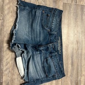 American eagle shorts size 14